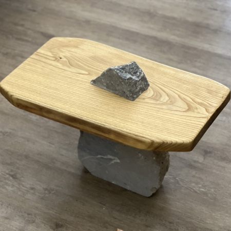 Immagini di Coffee tables realizzati con blocchi di Marmo siciliano e Legno massello - EOLIE