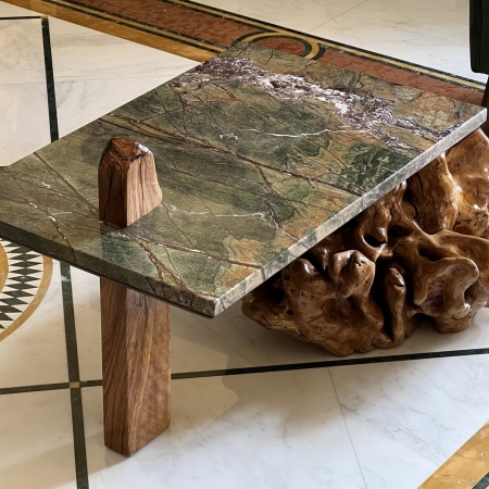 Immagine 2 di Coffee Table in Radice di Ulivo e Marmo Naturanera - RUGIADA